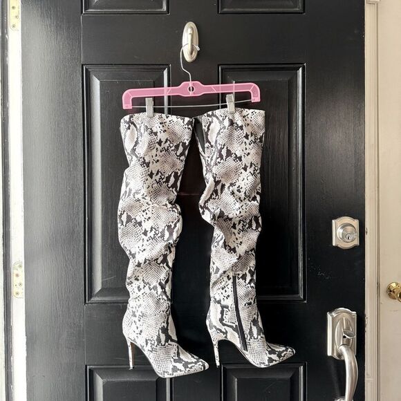 Jessica Simpson White Snakeskin Ruched Thigh High Boots Size 6 - Picture 2 of 11